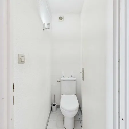 4 Pers, Terrasse, Parking Prive, - Fr-1-326-421 *